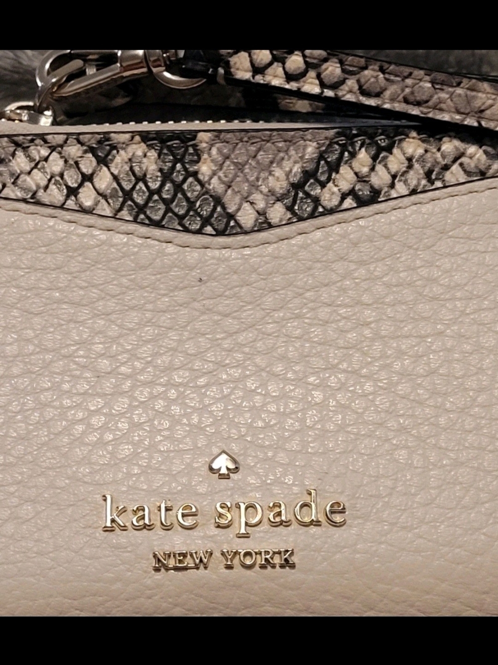 Kate Spade New York Cream Snakeskin Wristlet Zip Card Holder ID Wallet - Picture 2 of 7